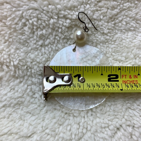 Mother of Pearl Disc Earrings - Picture 6 of 7